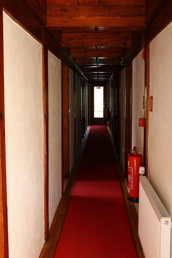 Dum Bratri Capku Hotel Budislav  Buitenkant foto